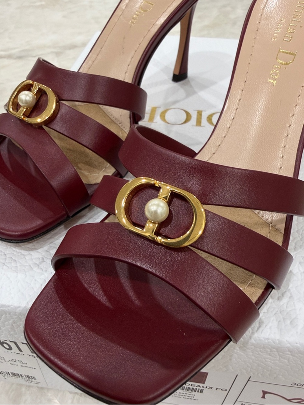 New in box Dior Burgundy Pearl-Embellished Leather Mules sandals size 7